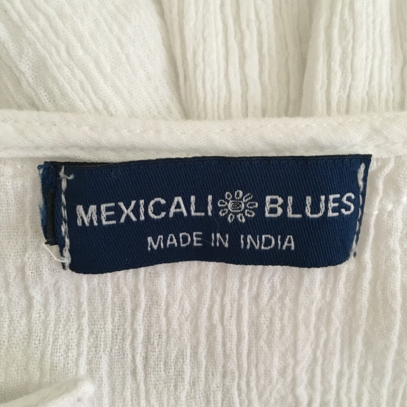Mexicali Blues White Gauzy Embroidered Bohemian Cottagecore Top - Picture 7 of 7